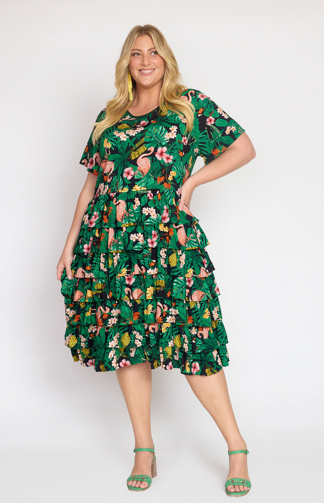 Sara Lee Dress in hello sunshine black