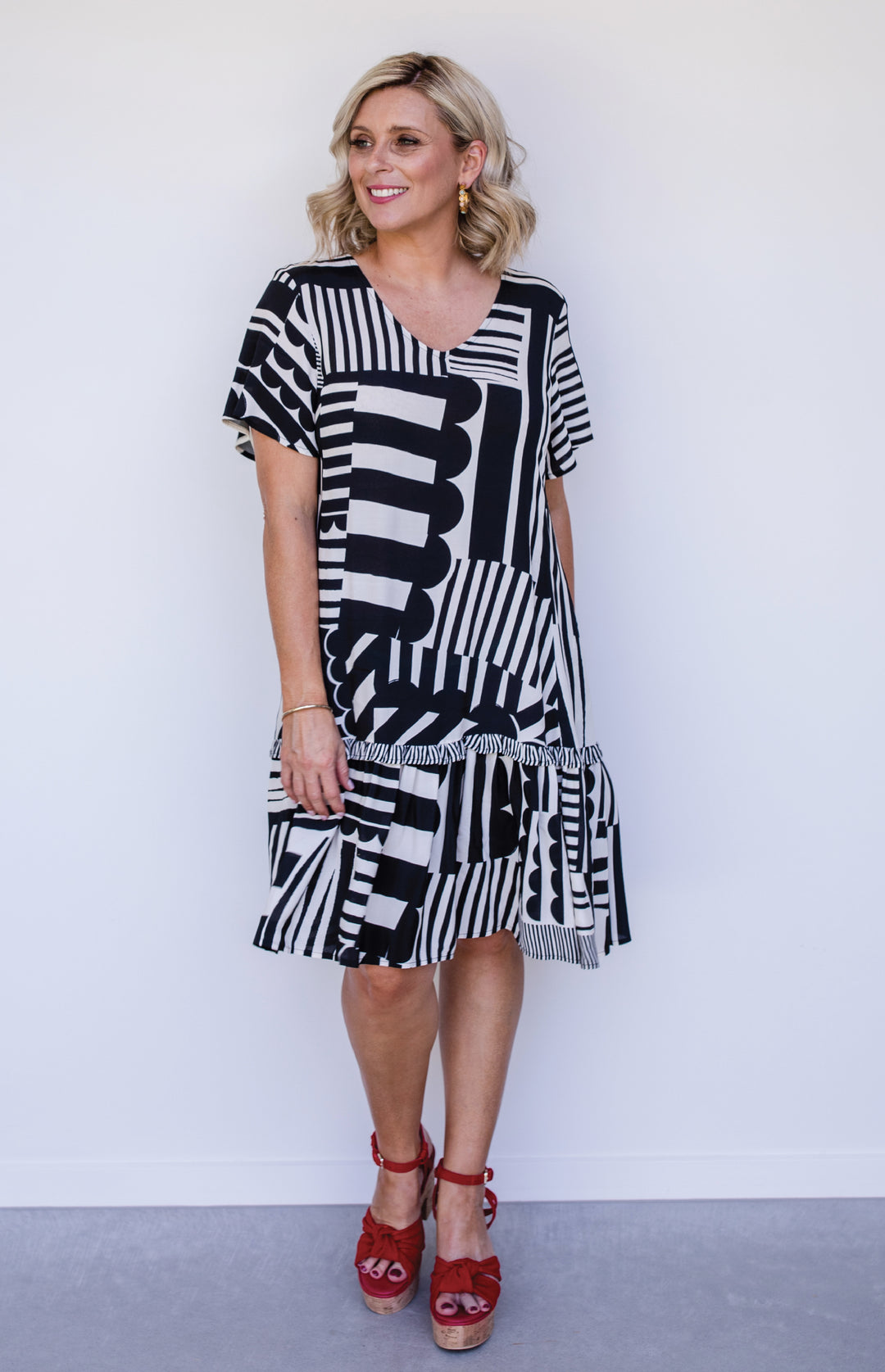 Maldives Mini Dress in seeing stripes black