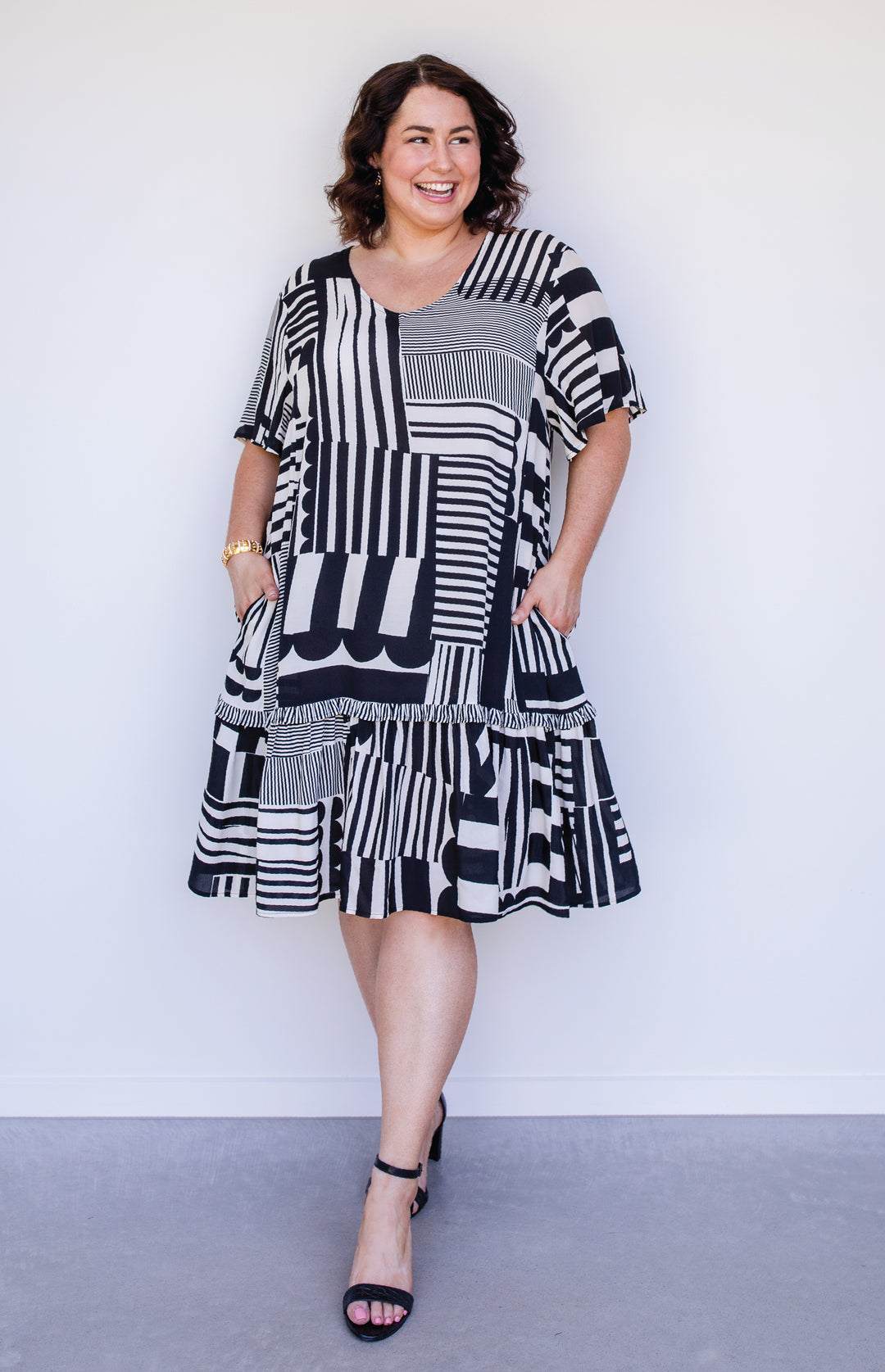 Maldives Mini Dress in seeing stripes black