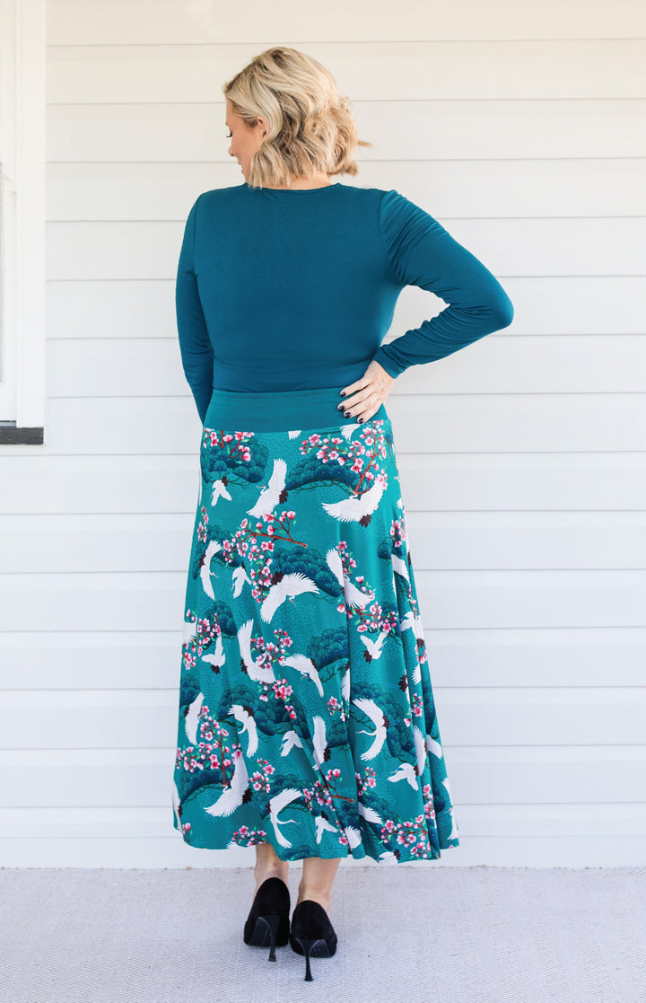 Bamboo Must Have Skirt in birds of a feather teal