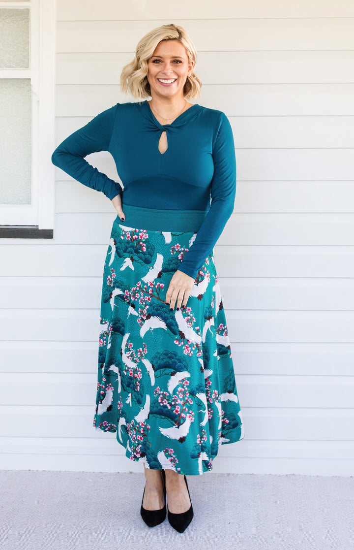 Bamboo Must Have Skirt in birds of a feather teal