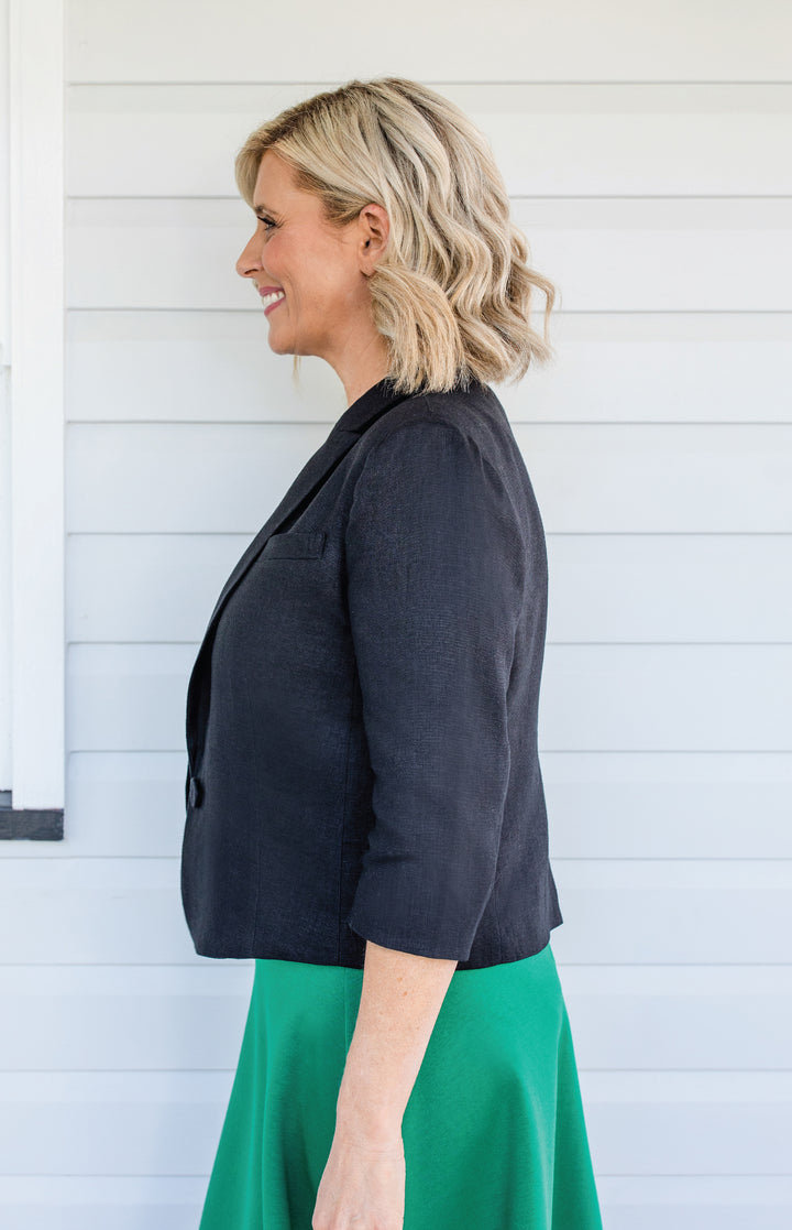 Perfect Linen Blazer in black