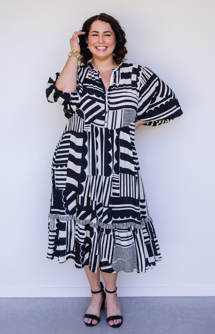 Portofino Midi Dress in seeing stripes black